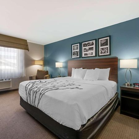 Sleep Inn & Suites Hays I-70 Eksteriør billede